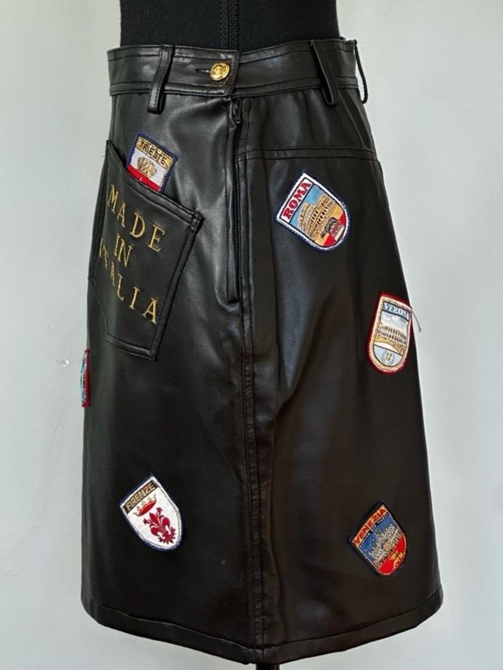 Vintage 90s Moschino Jeans Patch Faux Leather Skirt US 14 - Picture 4 of 8